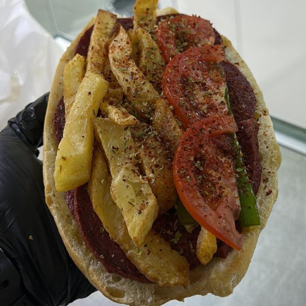 Yarım Ekmek Arası Kasap Sucuk