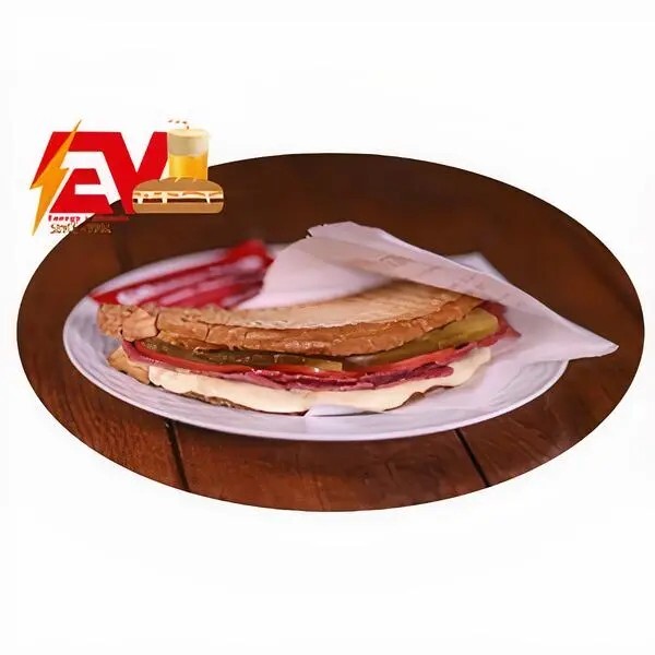 Ayvalık Ekmek Kaşarlı Sucuklu Tost