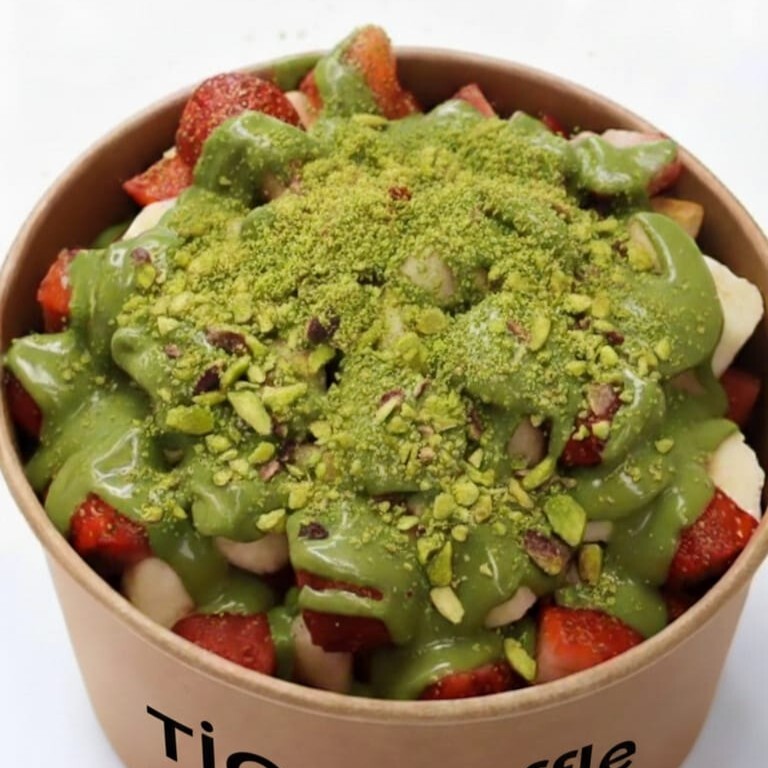 Antep Fıstıklı Çikolatalı Waffle Bowl