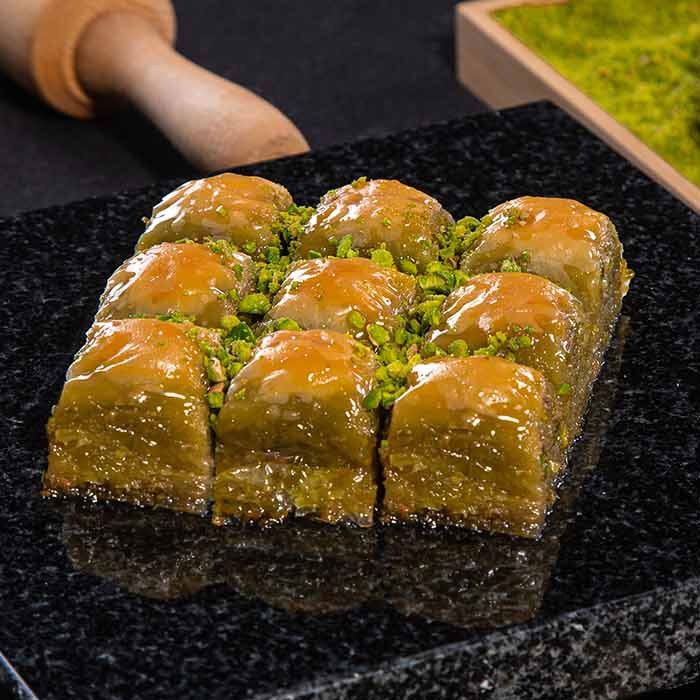 Fıstıklı Tereyağlı Özel Baklava (500 Gr)