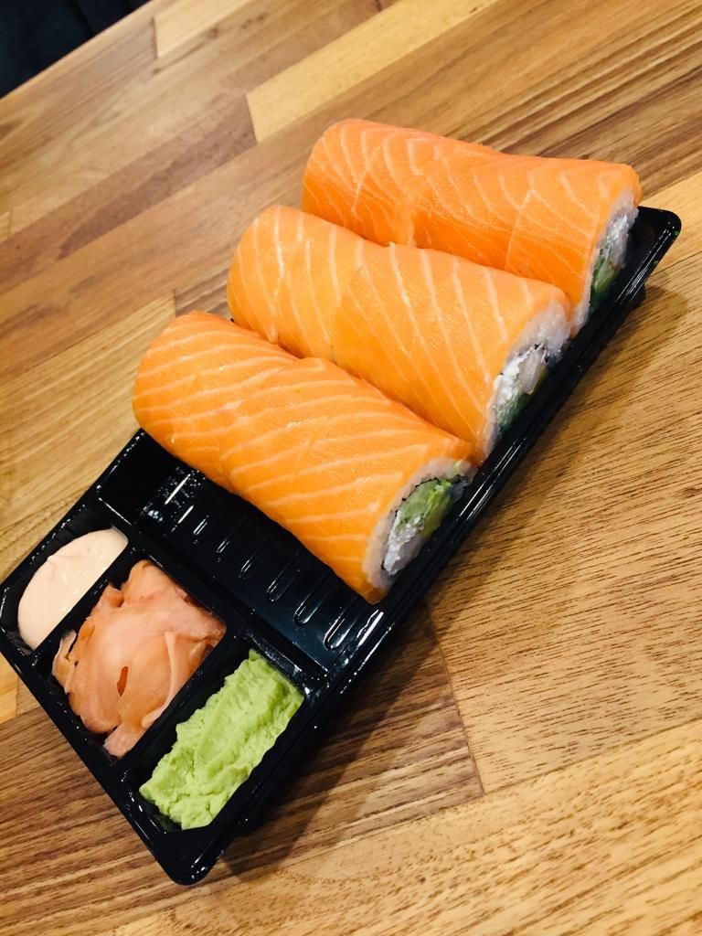 King Suzuki Canadian Roll (12 Pcs.)