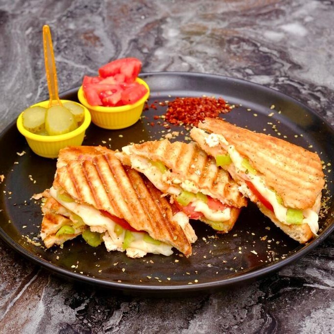 Tulum Peynirli Tost