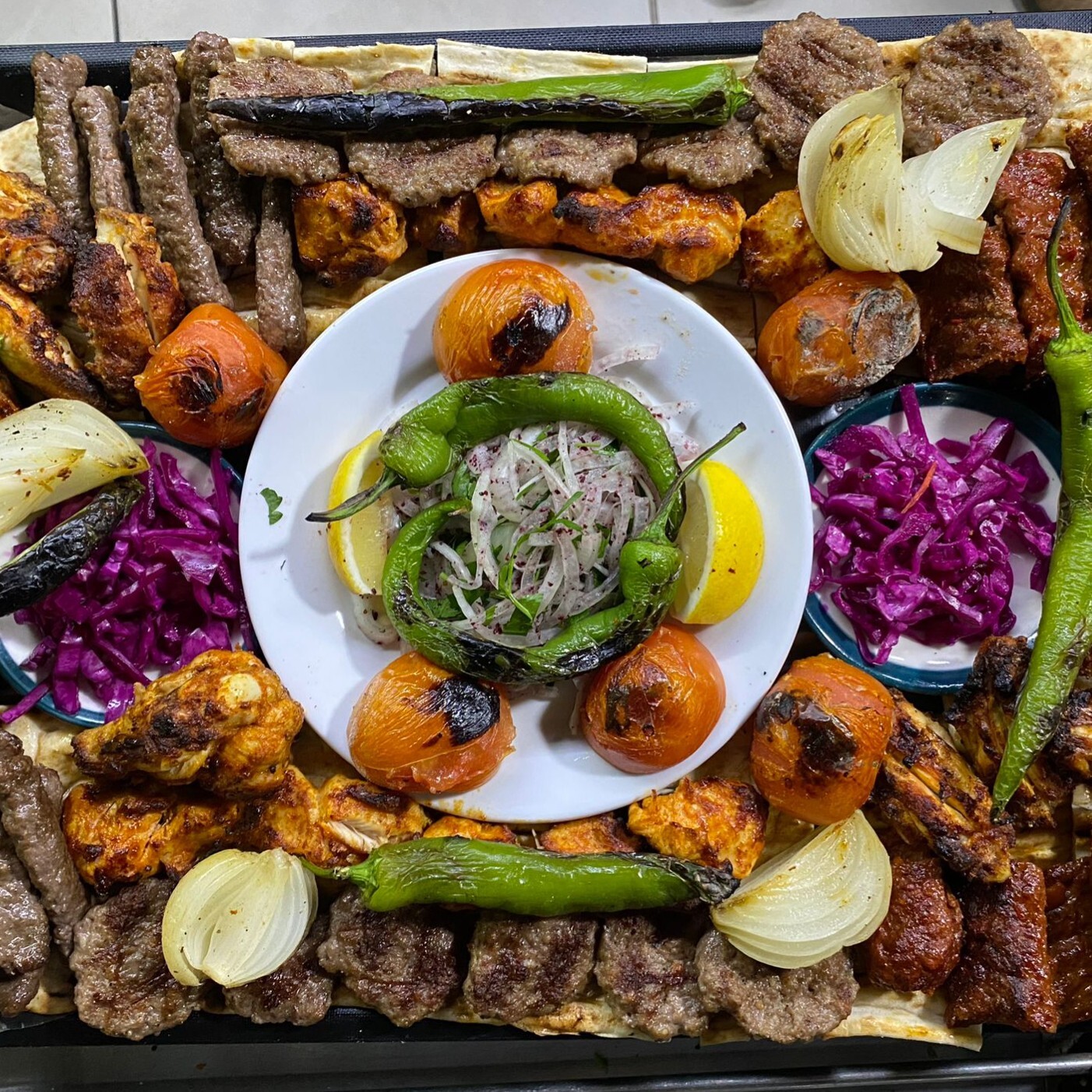 Karışık Izgara (1 kg.) ( İçecek,Tatlı,Salata Hediyeli )
