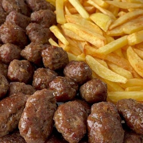 Öğrenci Seven Köfte Patetes Ayran