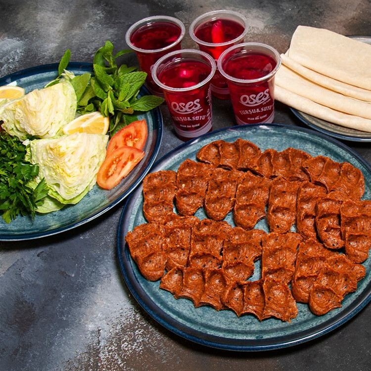 Çiğ Köfte (500 gr.) & Turşu Suyu Menü 2