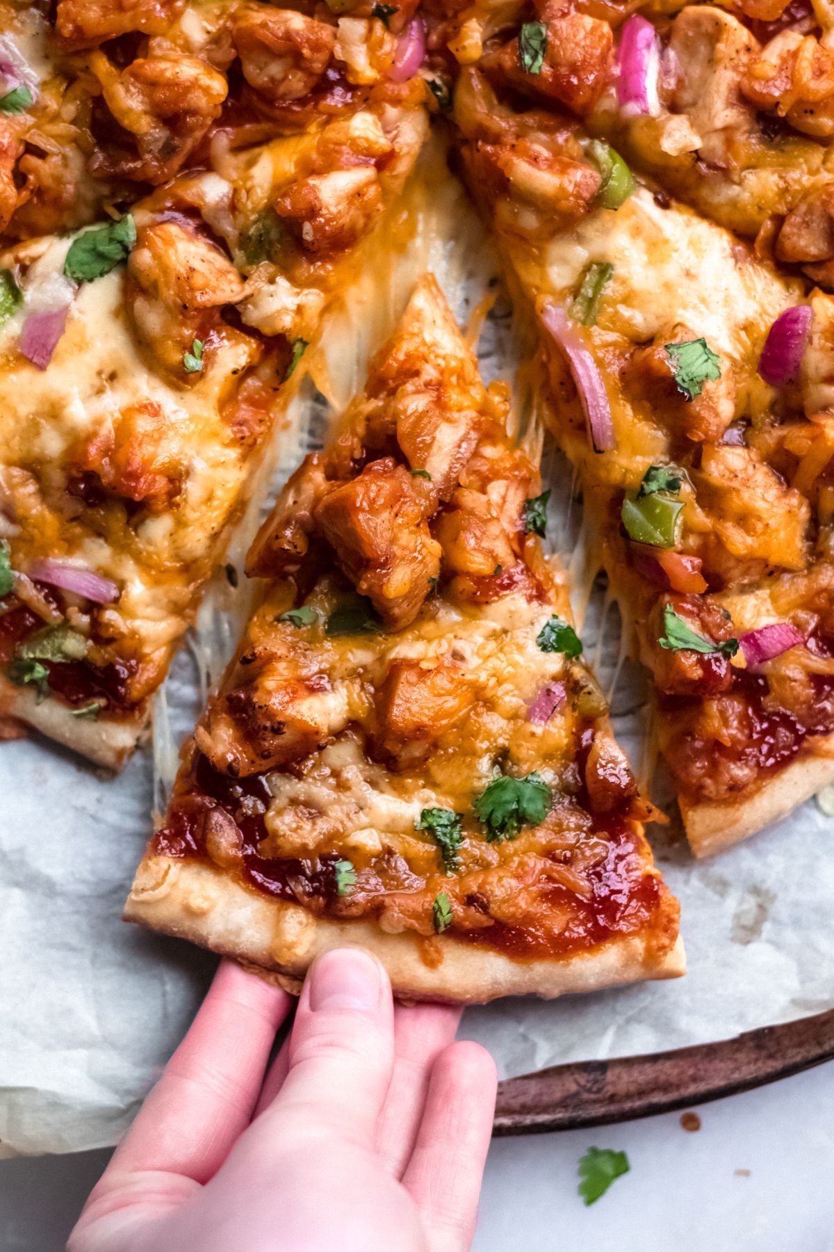 Tavuklu Sezar Pizza