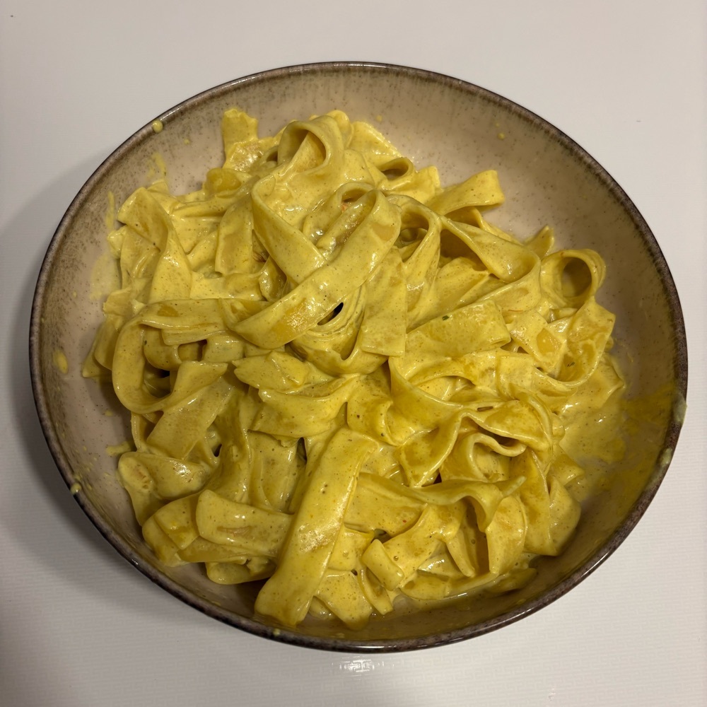 Köri Soslu Fettuccine