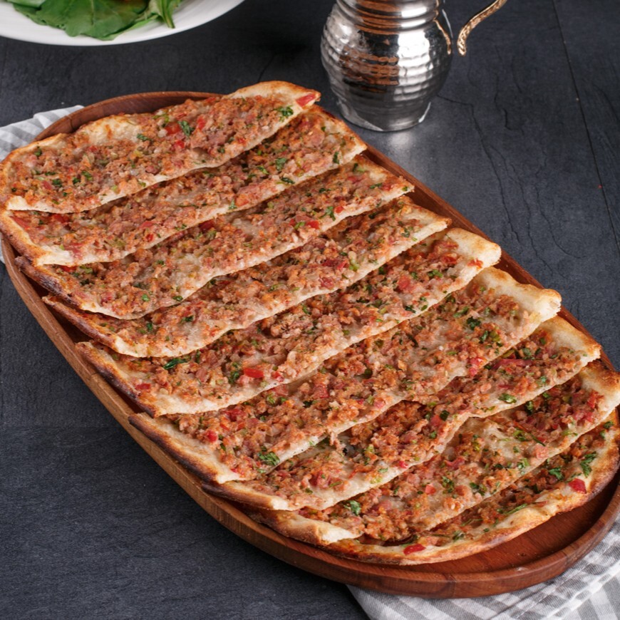 Kıymalı Kenarsız Pide