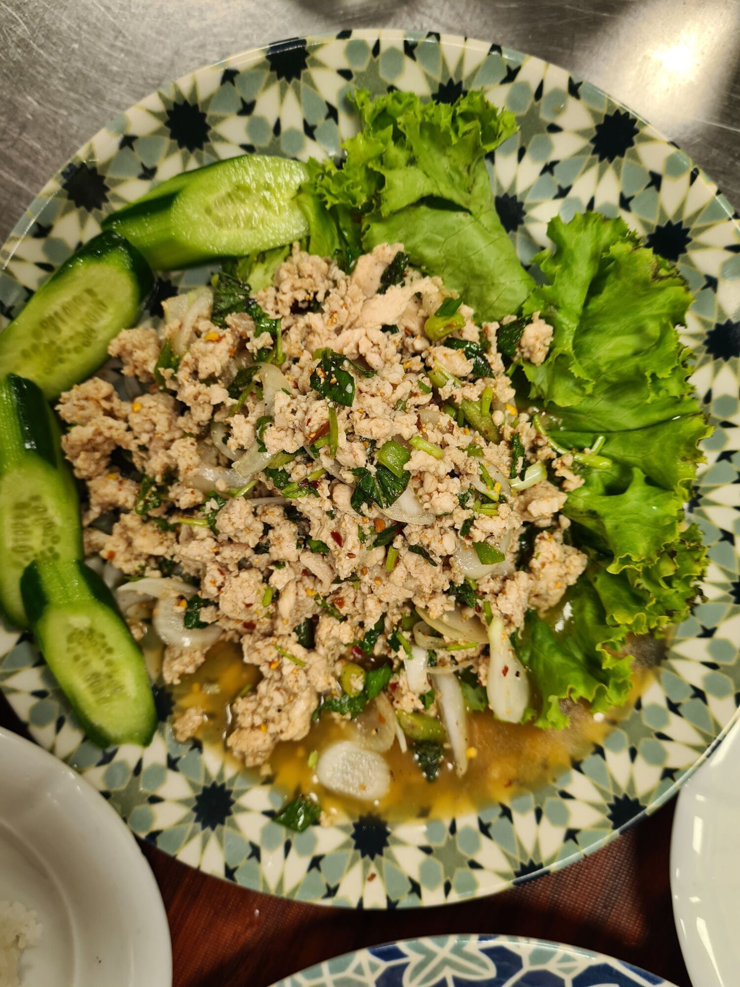 Larb - Kıyılmış Tavuk Salatası