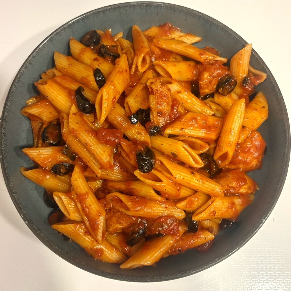 Arrabbiata Soslu Tavuklu Penne