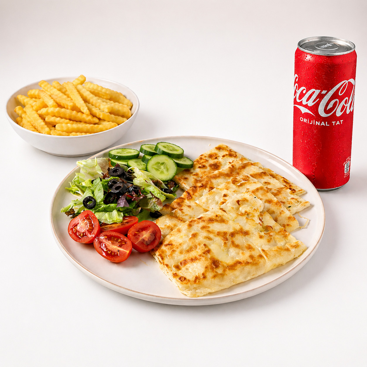 Gözleme Tabağı & Coca-Cola Menü