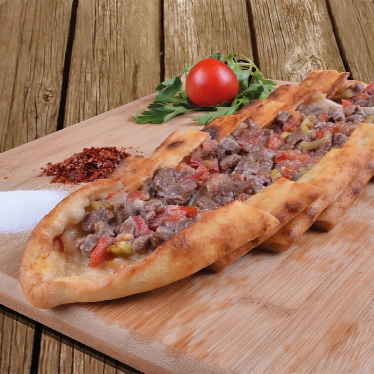 Kaşarlı Kavurmalı Güveç