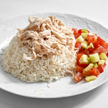 Tavuklu Salatalı Pilav