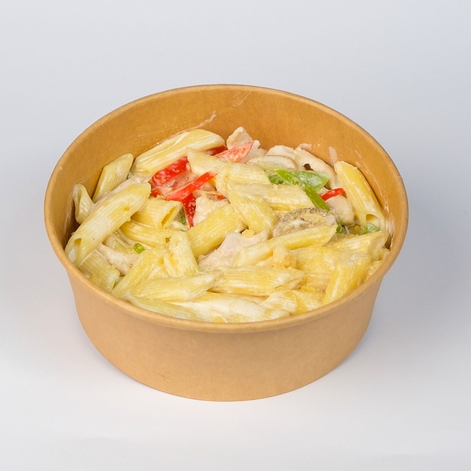 Tavuklu Kremalı Mantarlı Makarna