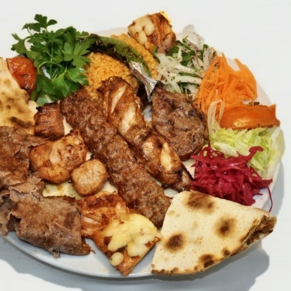 Çift kişilik Karışık ızgara kebap (Kuzu Ciğer Şiş, Adana Kebap ve Piliç Şiş Kebap)