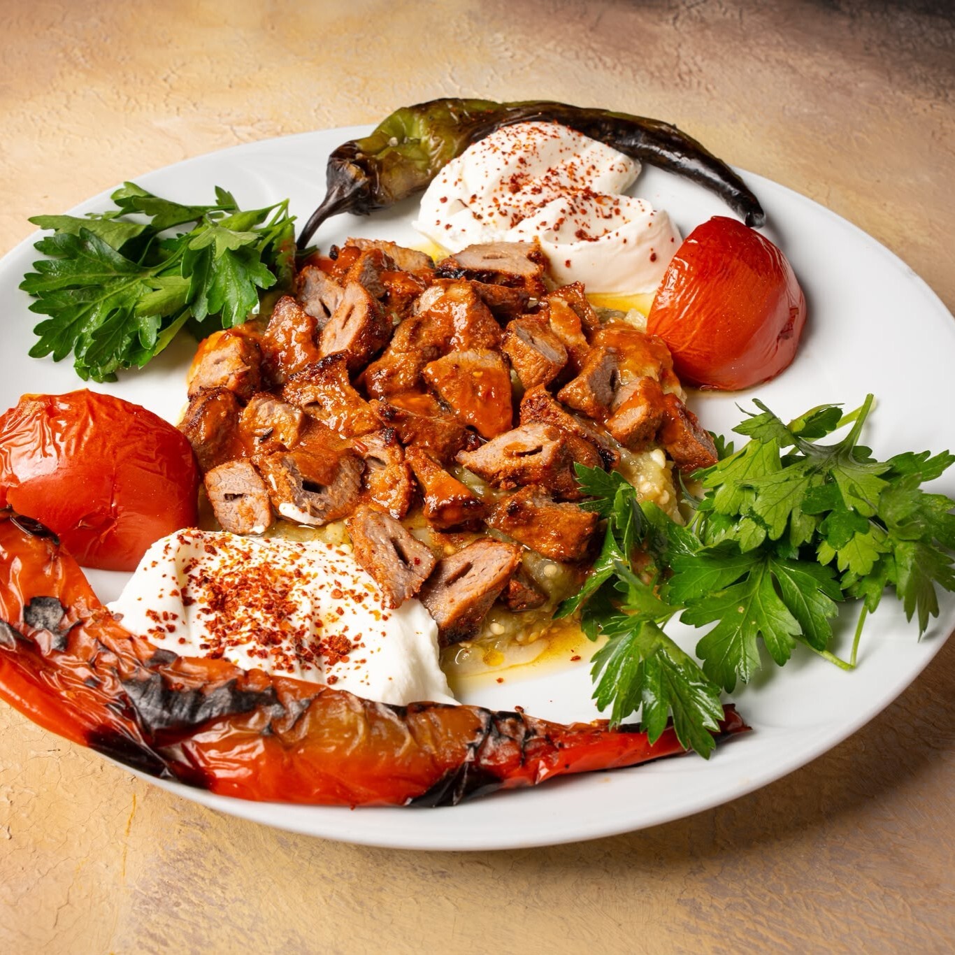Alinazik Kebap (Kuzu Şişten)