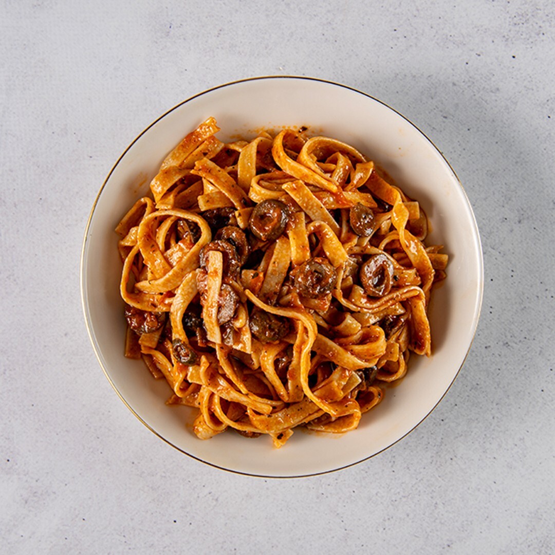 Tagliatelle Fettucini Napoliten