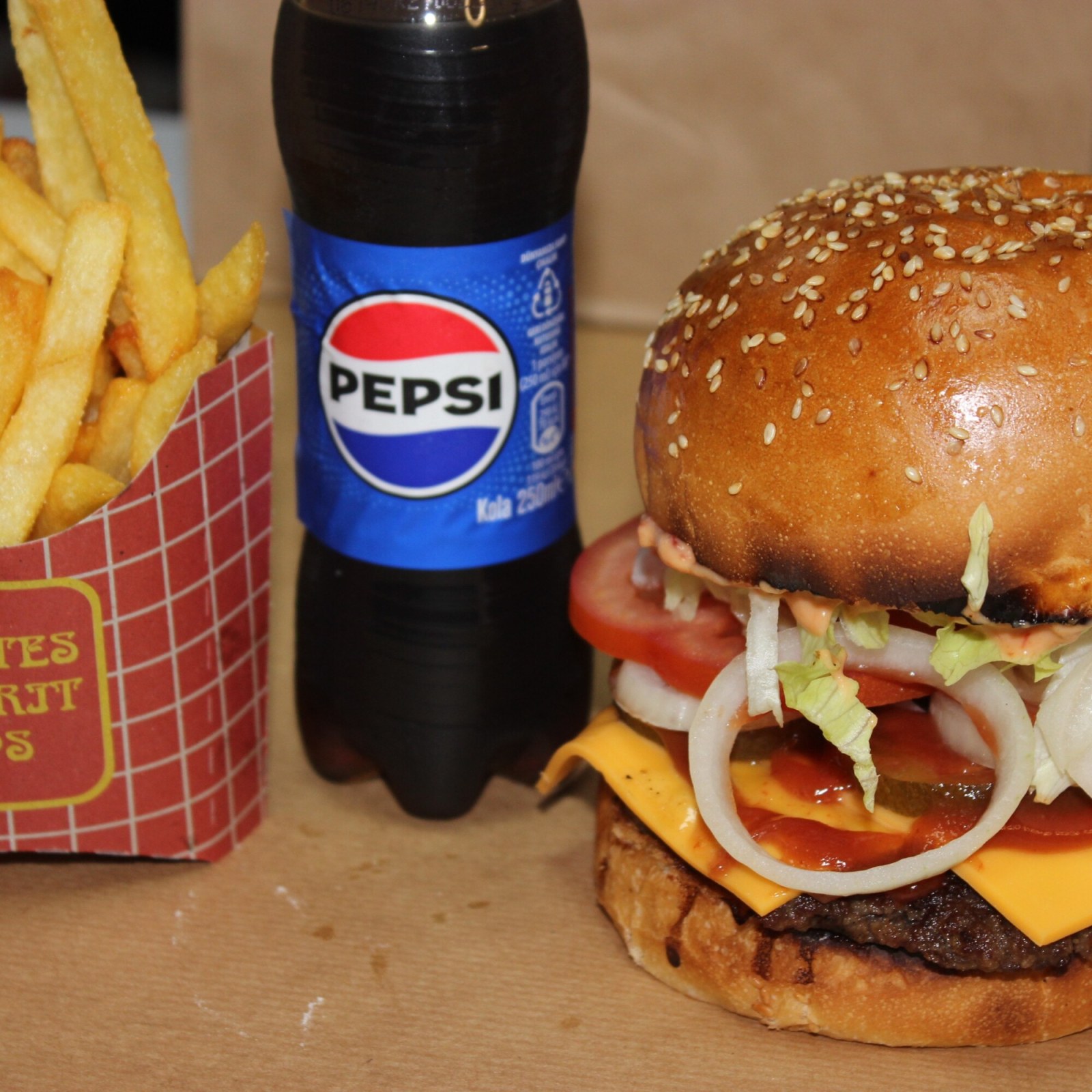Rex Chese Burger Menü
