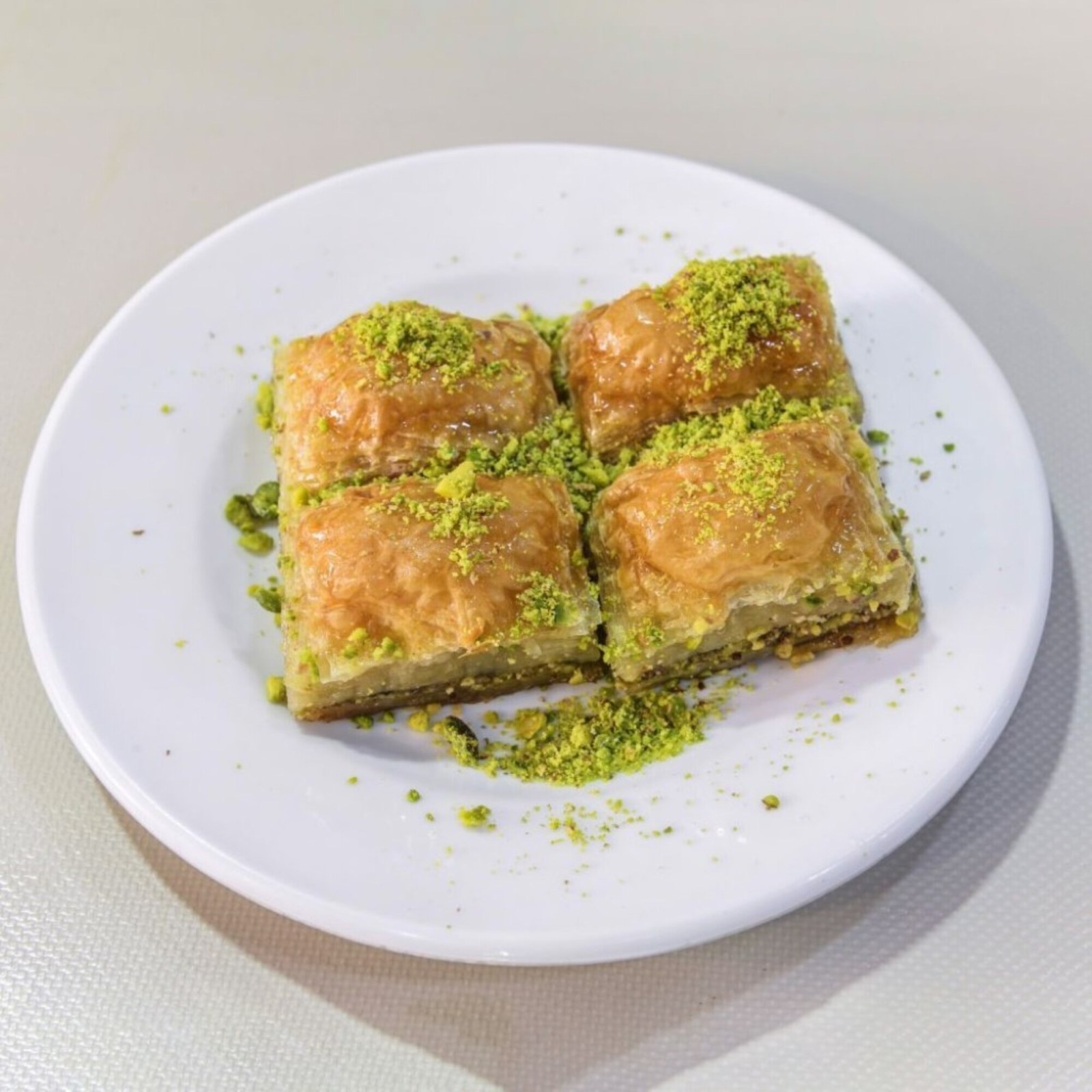 Antep Fıstıklı Baklava (1 Kg.)