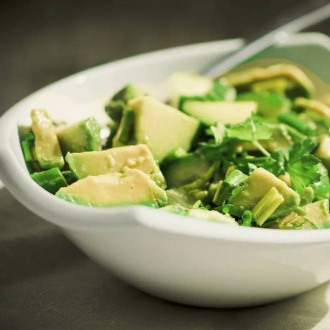 By Special Avokado Salatası