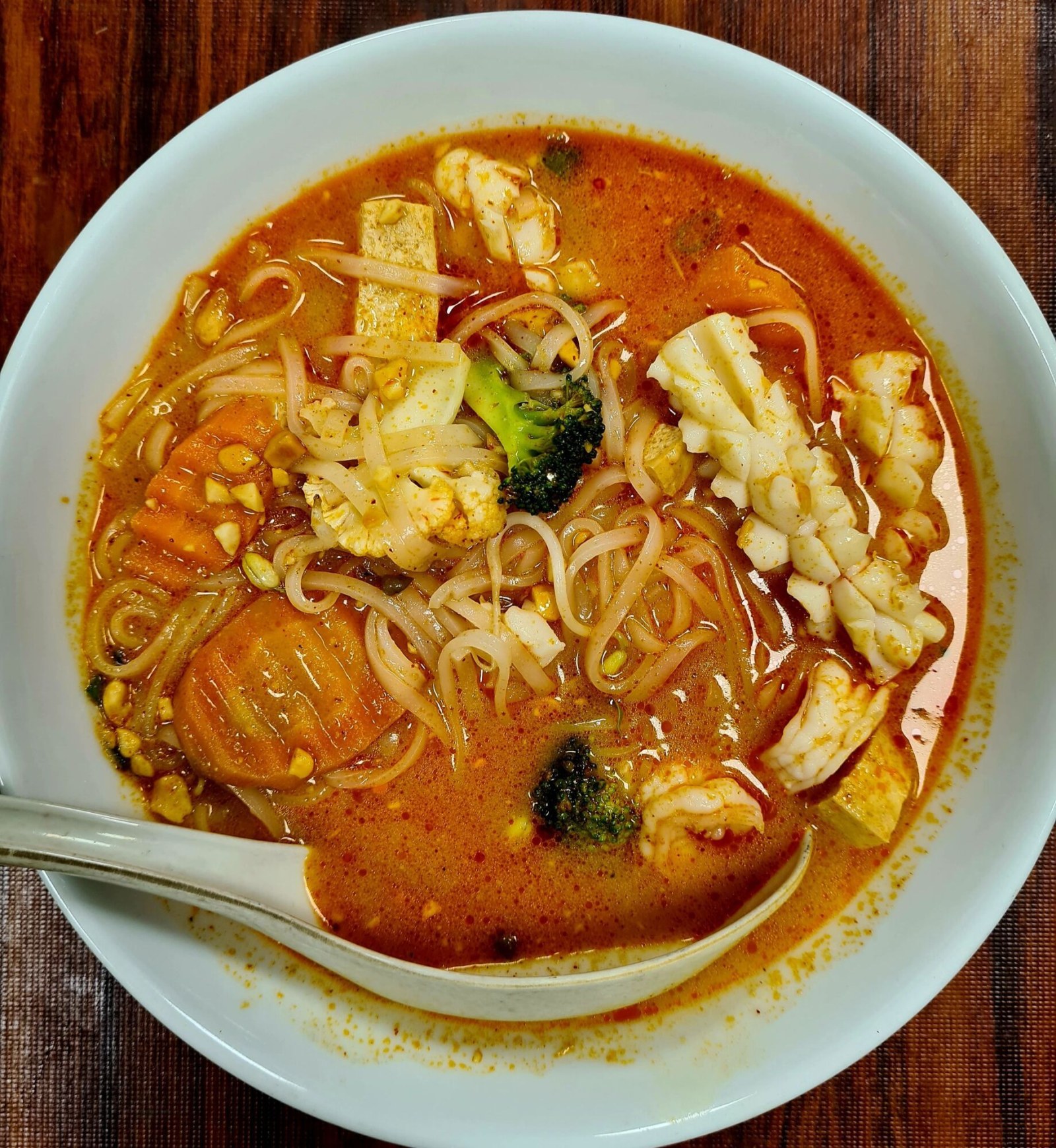 Acılı Ekşili Erişte Çorbası (Karides) & Spicy Hot & Sour Noodle Soup (Shrimp)
