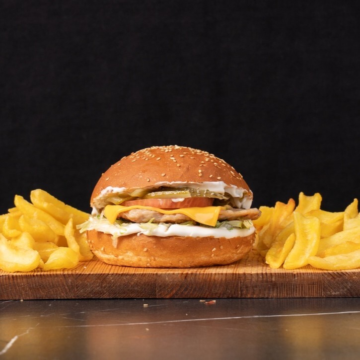 XL Tavuk Burger