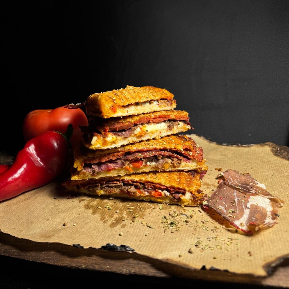 Saçmeli Kavurmalı Tost