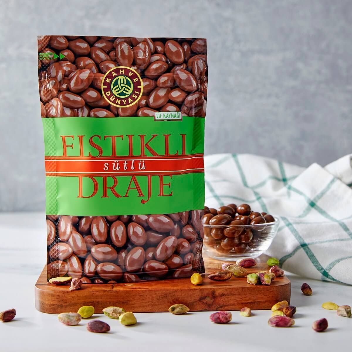 Algötür Antep Fıstıklı Draje Sütlü Çikolatalı 120 gr.