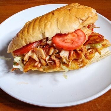 Yarım Ekmek Tavuk Döner +Ayran