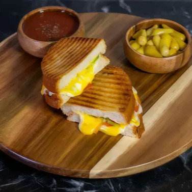 3 Peynirli Ayvalık Tost