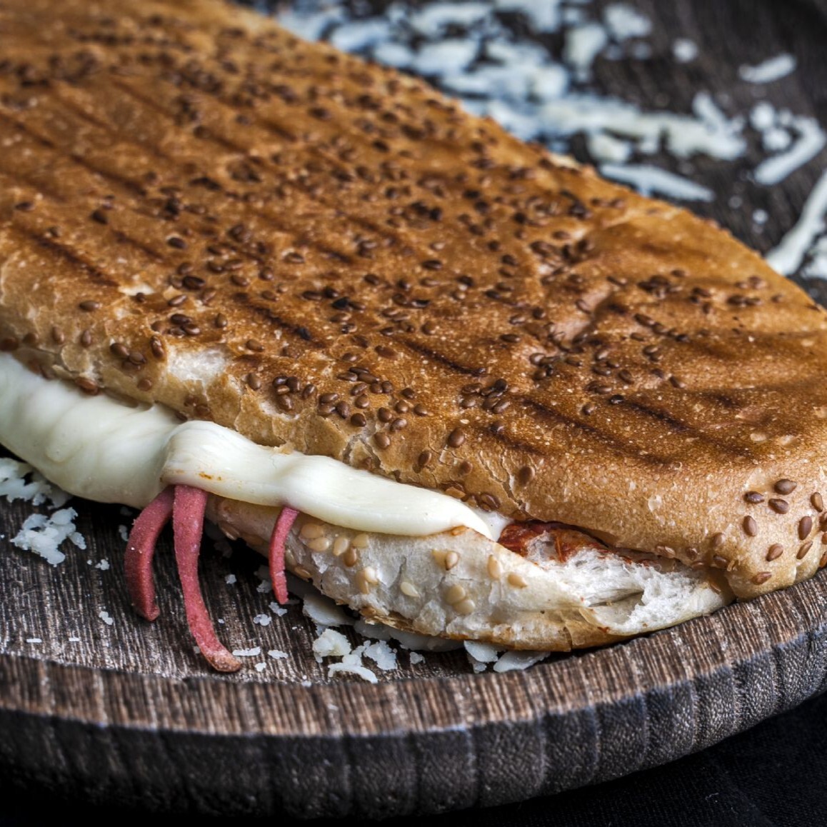 Dokuma Spesiyal Tost