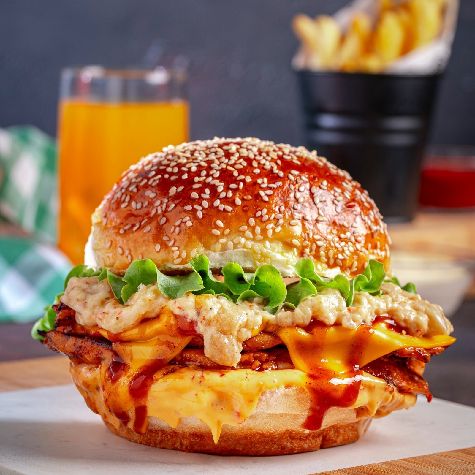 Beğendili Chicken Burger
