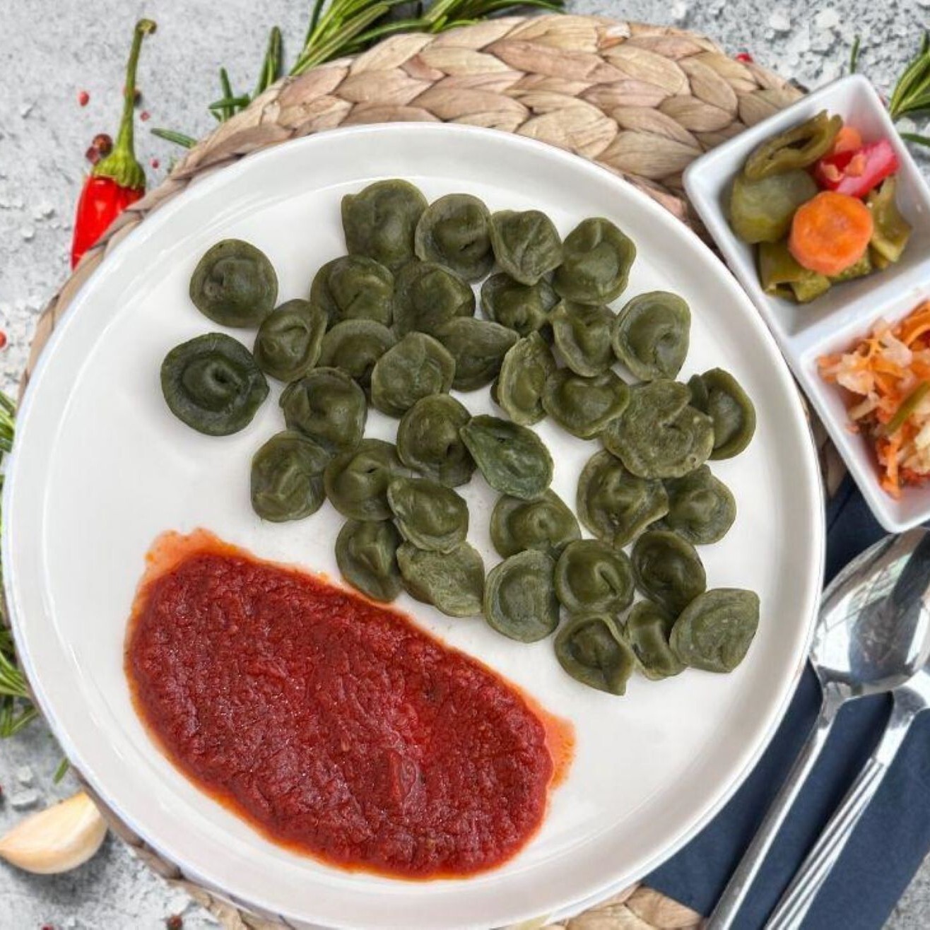 Vegan Pelmeni Ispanaklı Haşlama Mantı