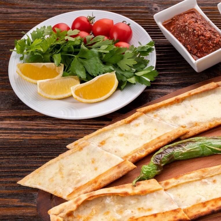 Kaşarlı Pide