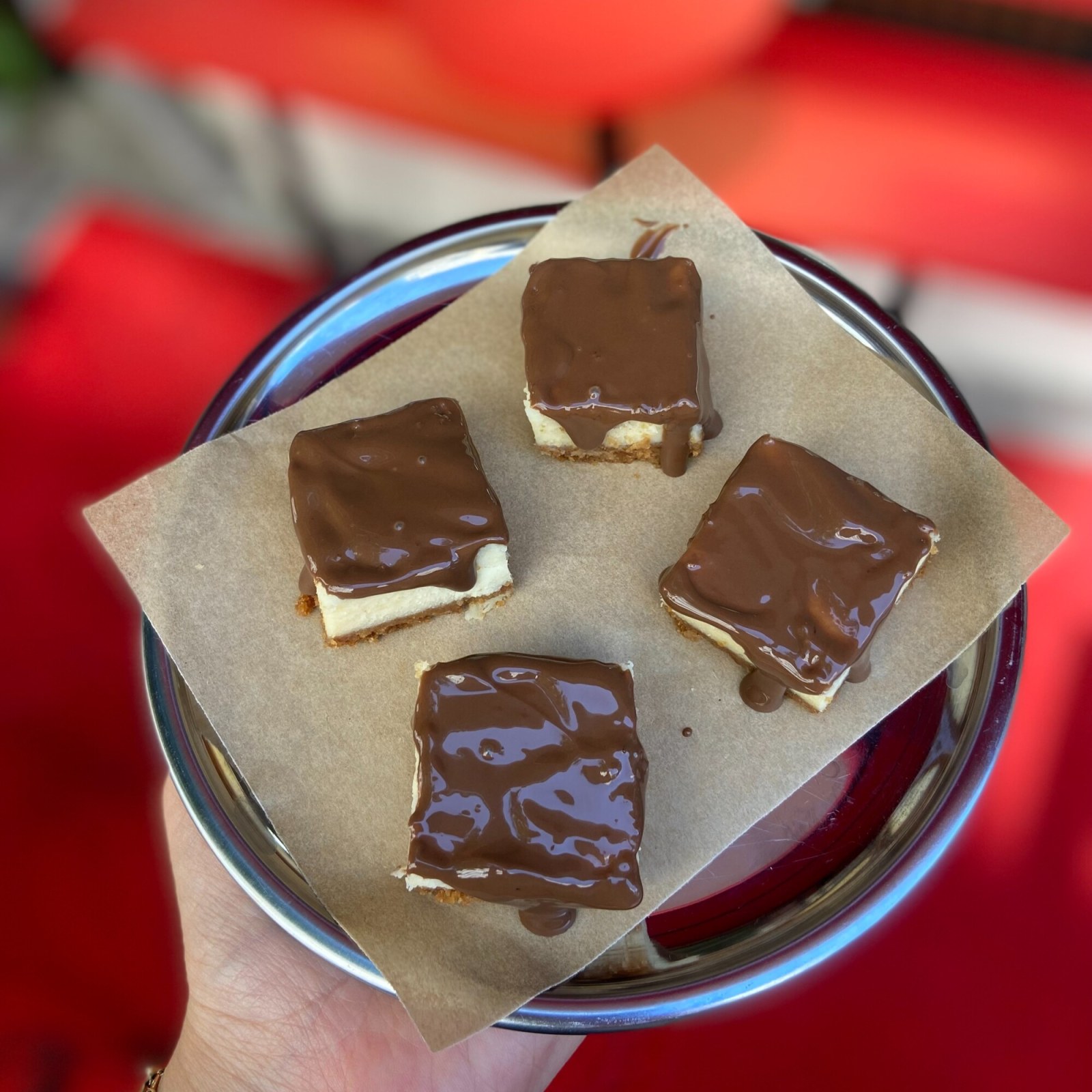Mini Cheesecake (Bisküvi kreması soslu)
