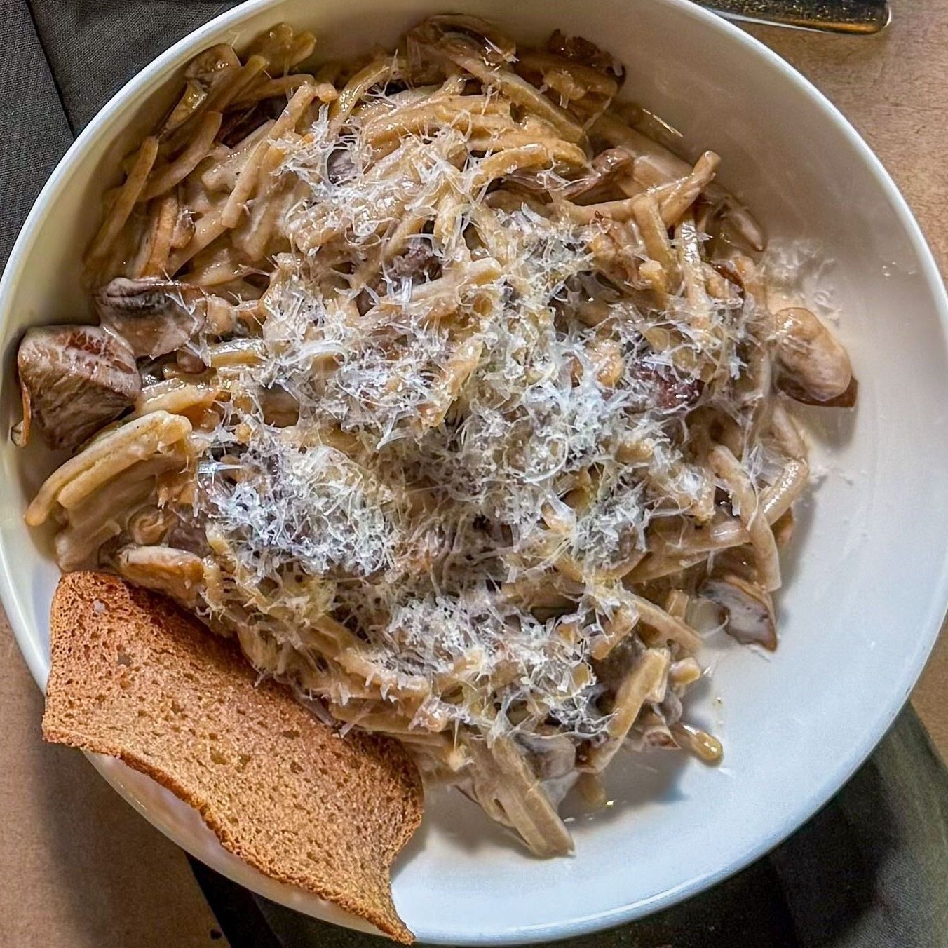 Bonfile Parmesan Erişte