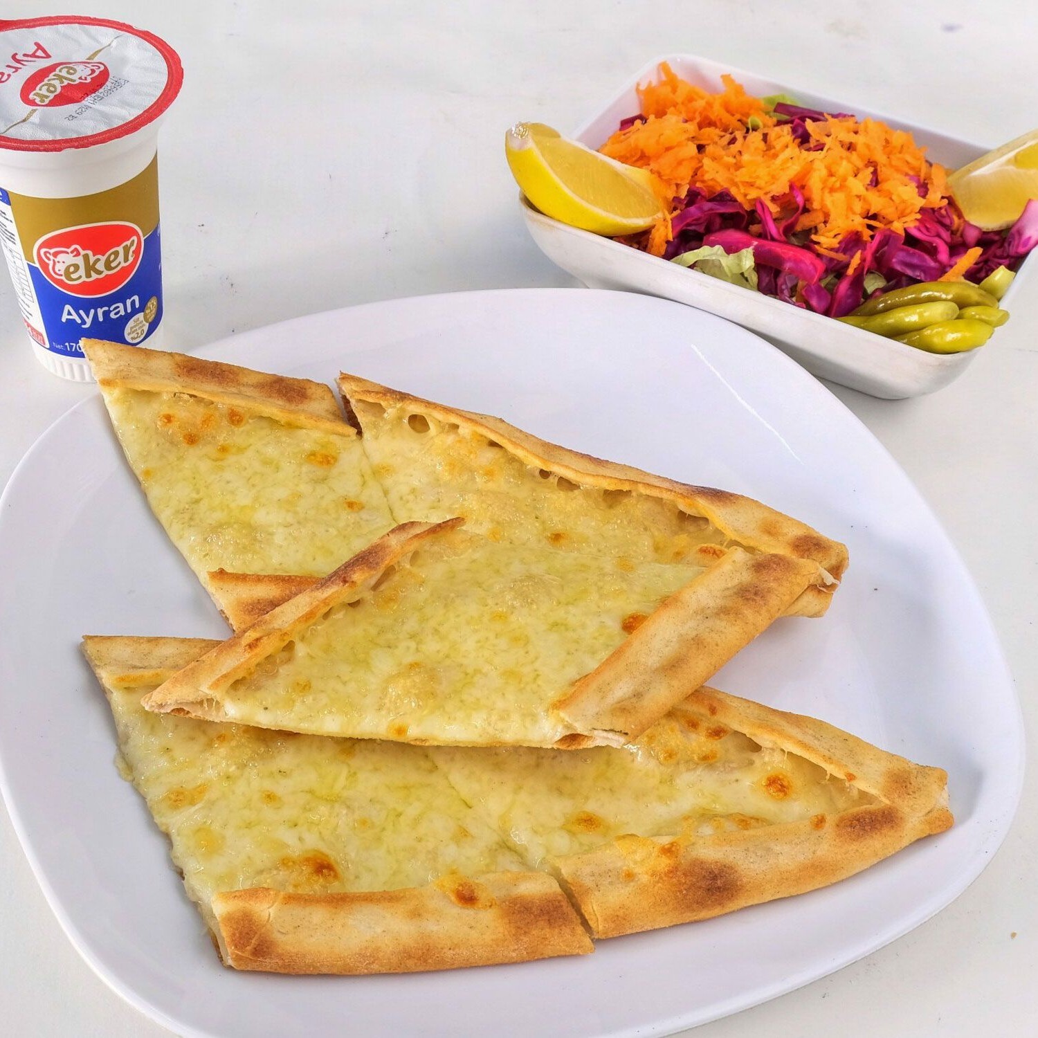 Kaşarlı Pide Menü 2