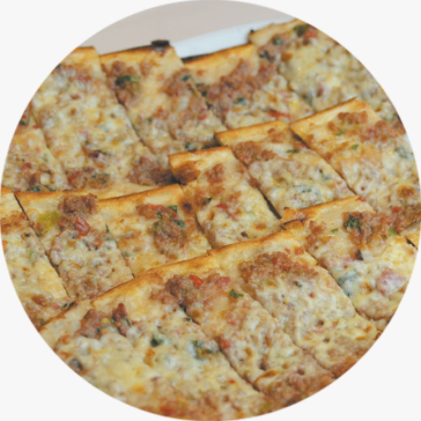 Kıymalı Kaşarlı Pide