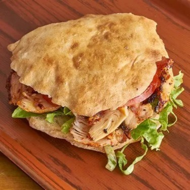 Tombik Ekmek Arası Tavuk Döner