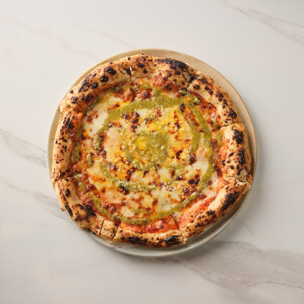 4 Peynirli Pizza + İçecek