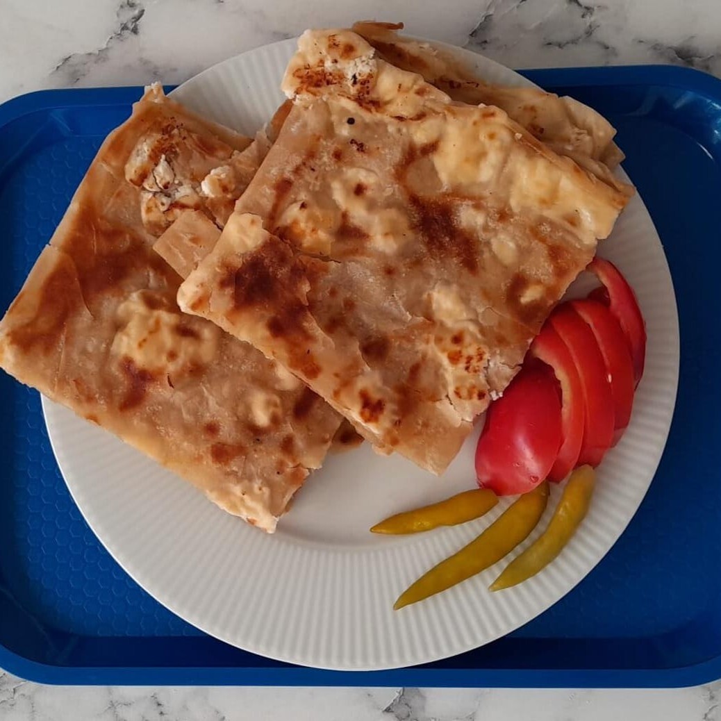 Peynirli Sac Böreği Menü