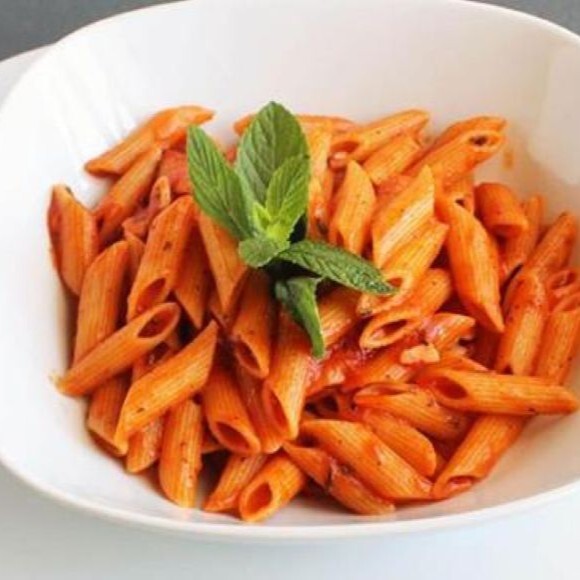 Napoliten Soslu Makarna