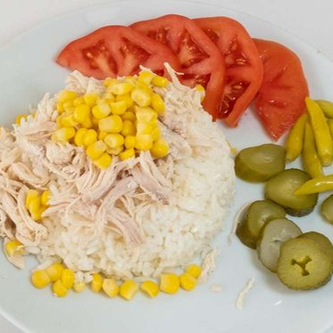 Süt Mısırlı Tavuklu Salatalı Pilav