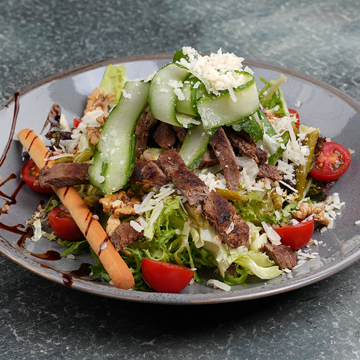Izgara Biftek Salata