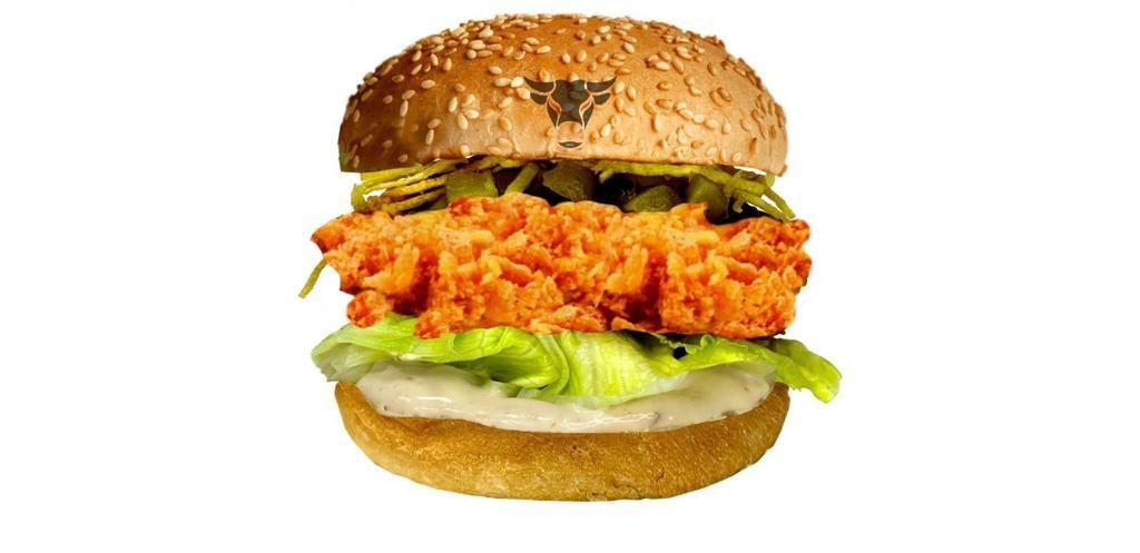 Cajun Burger ve Patates kutu içecek