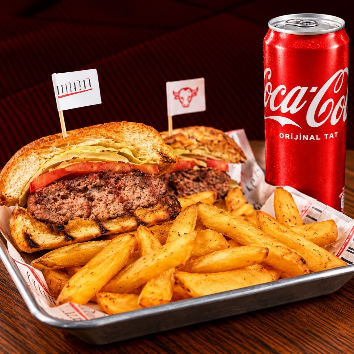 House Burger (150 Gr.)+Coca Cola