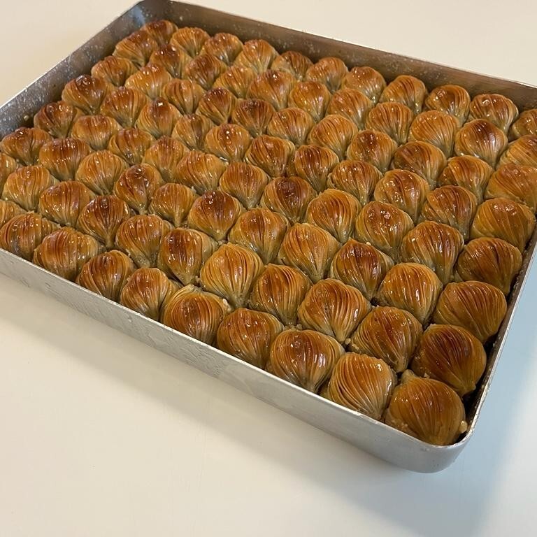 Cevizli Midye Baklava (1 kg)