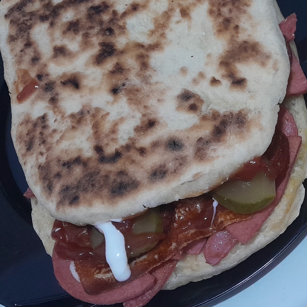 Bazlama Karışık Tost
