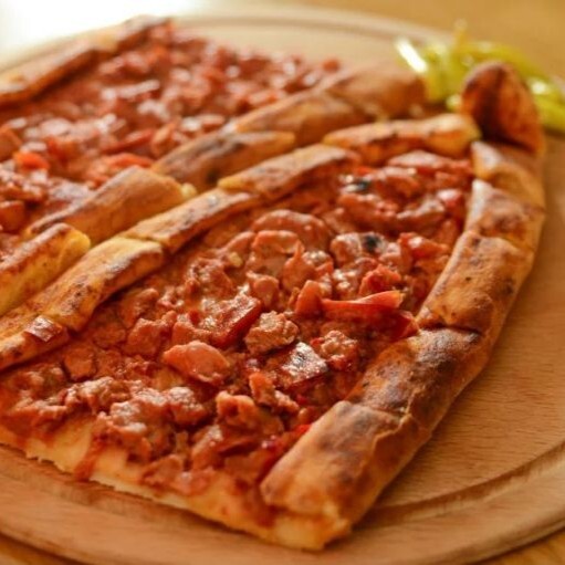 Kuşbaşılı Pide