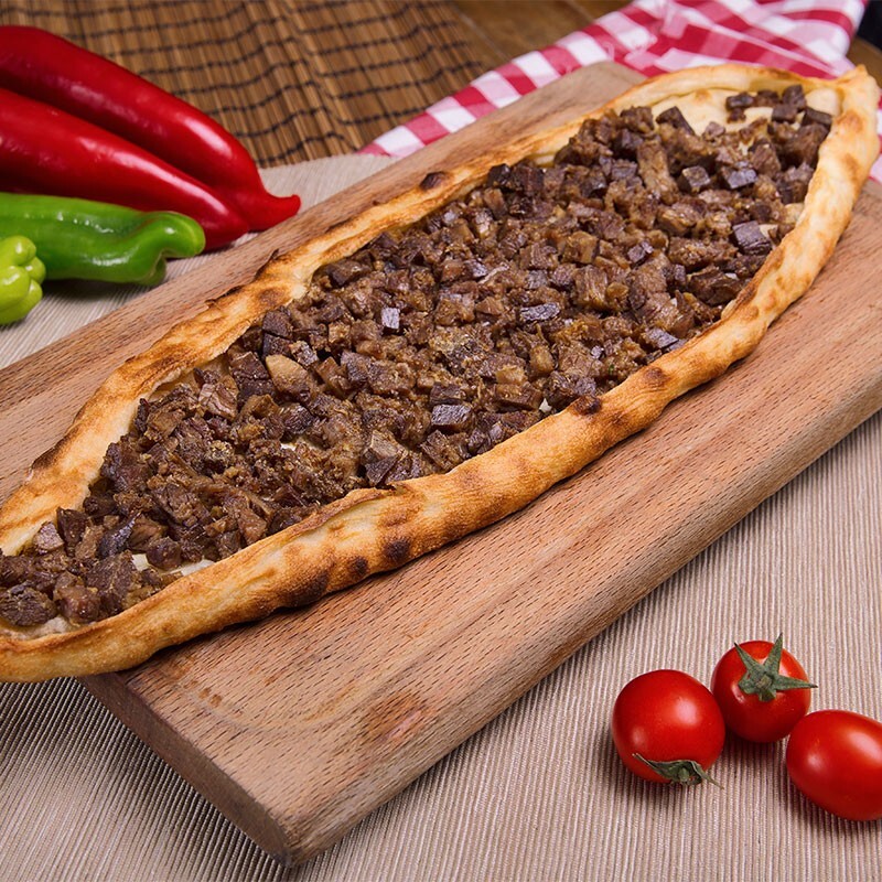 Kavurmalı Pide